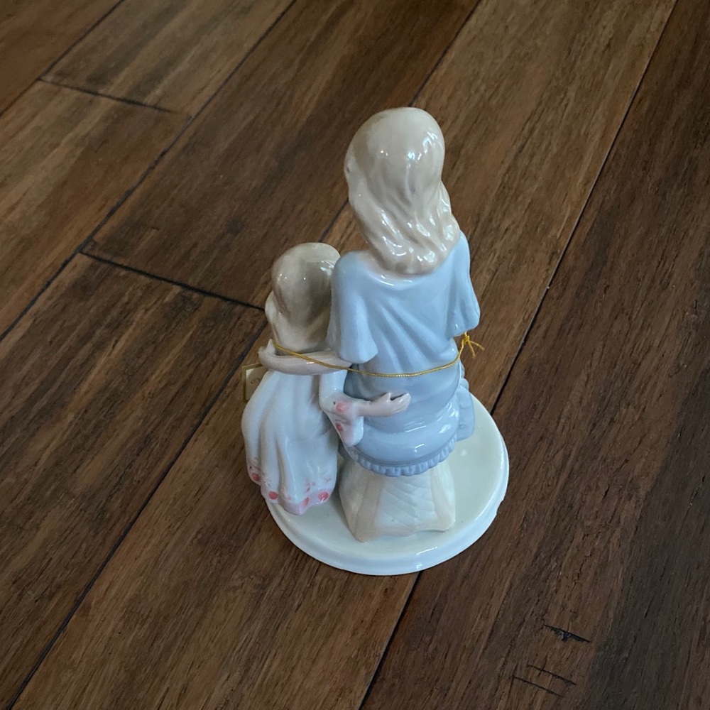 Paul Sebastian Once Upon a Time Figurine Daughter - Picture 6 of 13